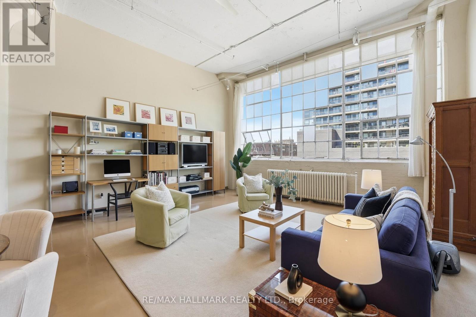 #203 245 CARLAW AVENUE - 1