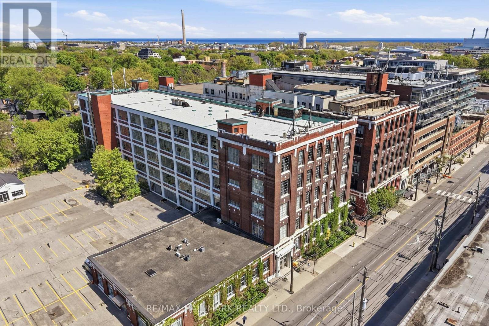 #203 245 CARLAW AVENUE - 24