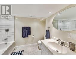 1 Milne Avenue, Toronto, ON M1L1J7 Photo 6