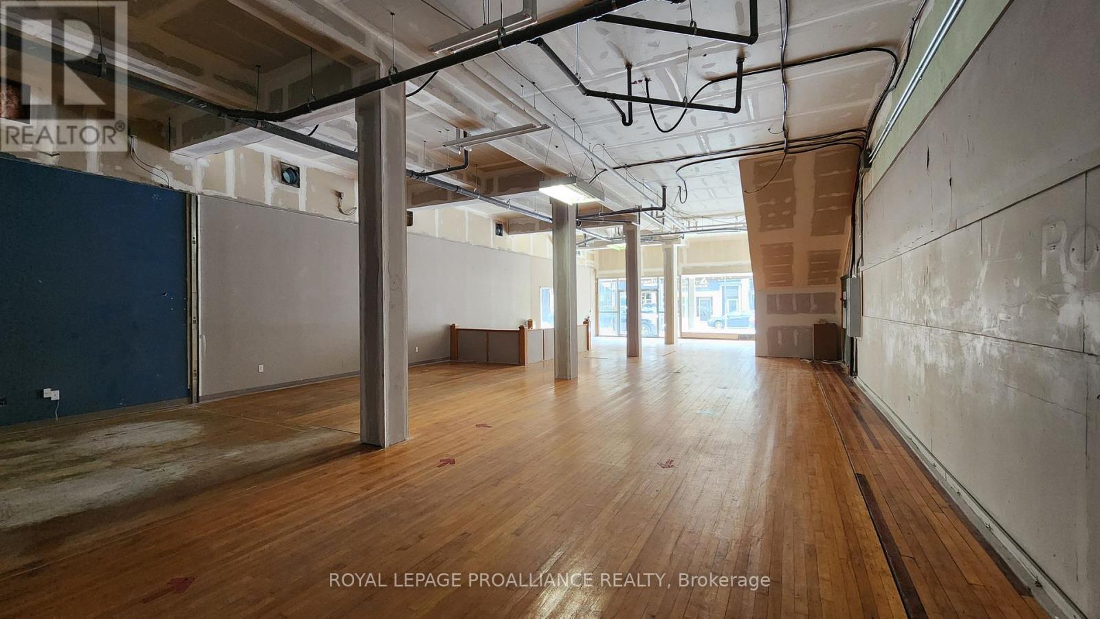 261 FRONT STREET