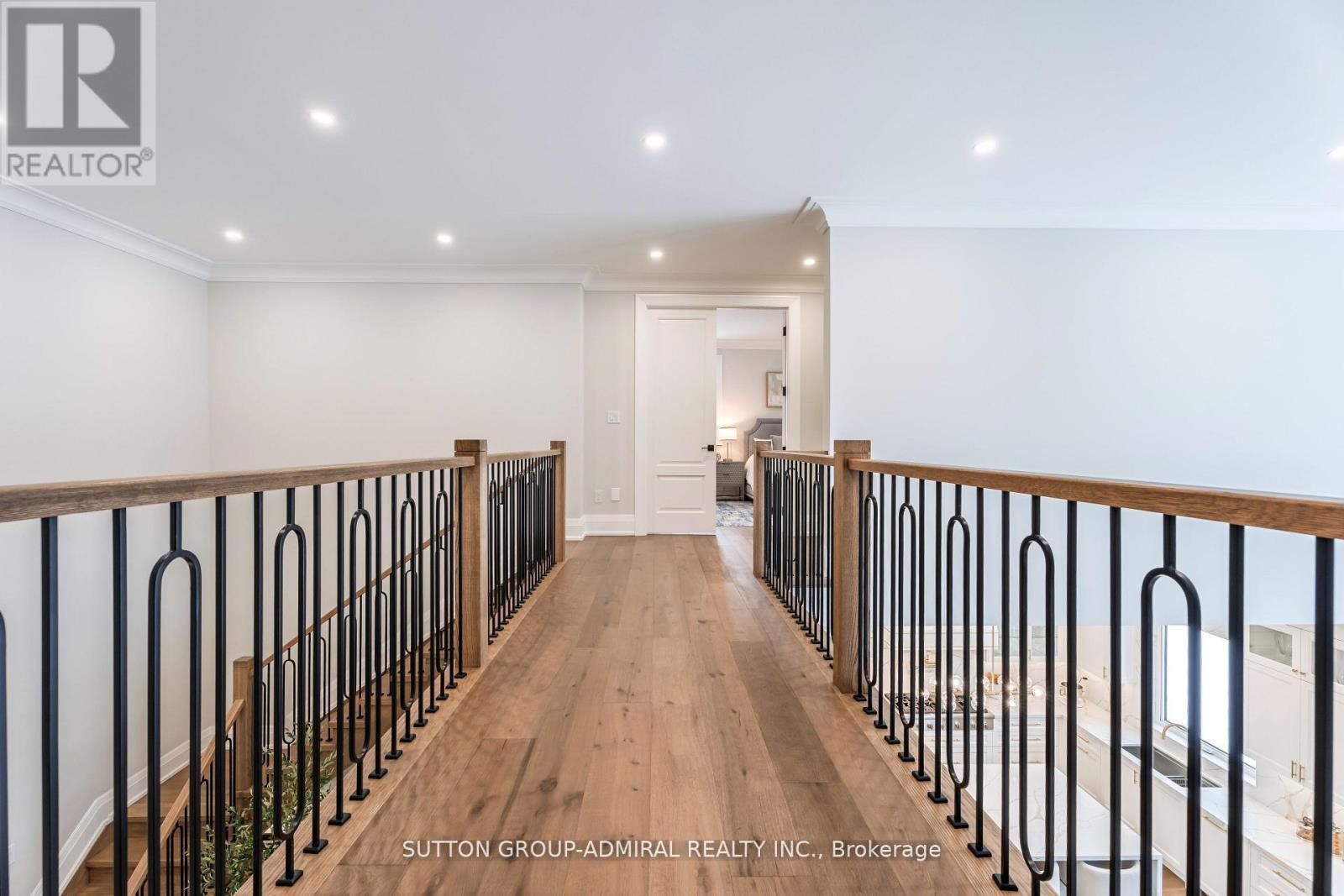 41 ELIZABETH DRIVE - 27