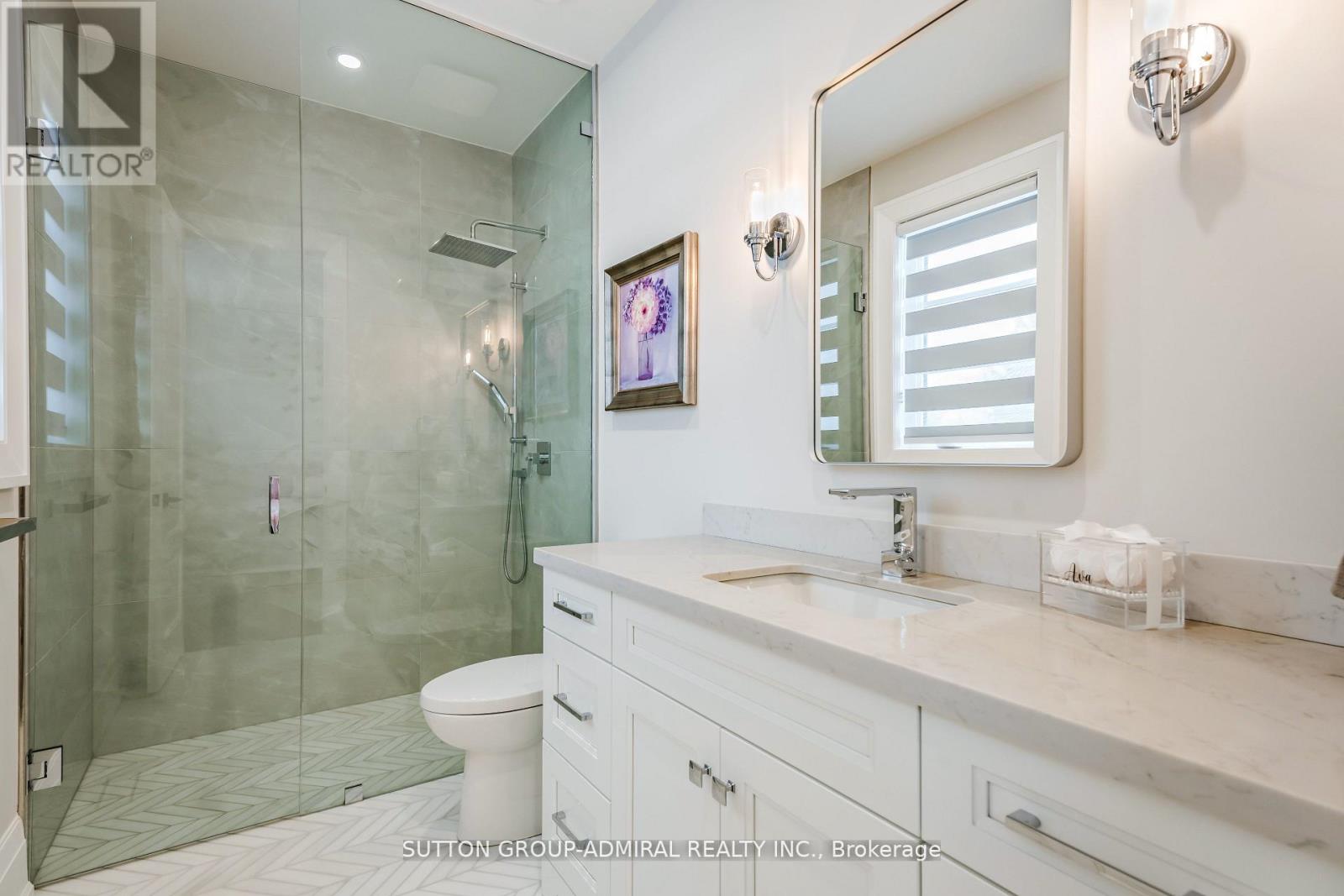 41 ELIZABETH DRIVE - 39