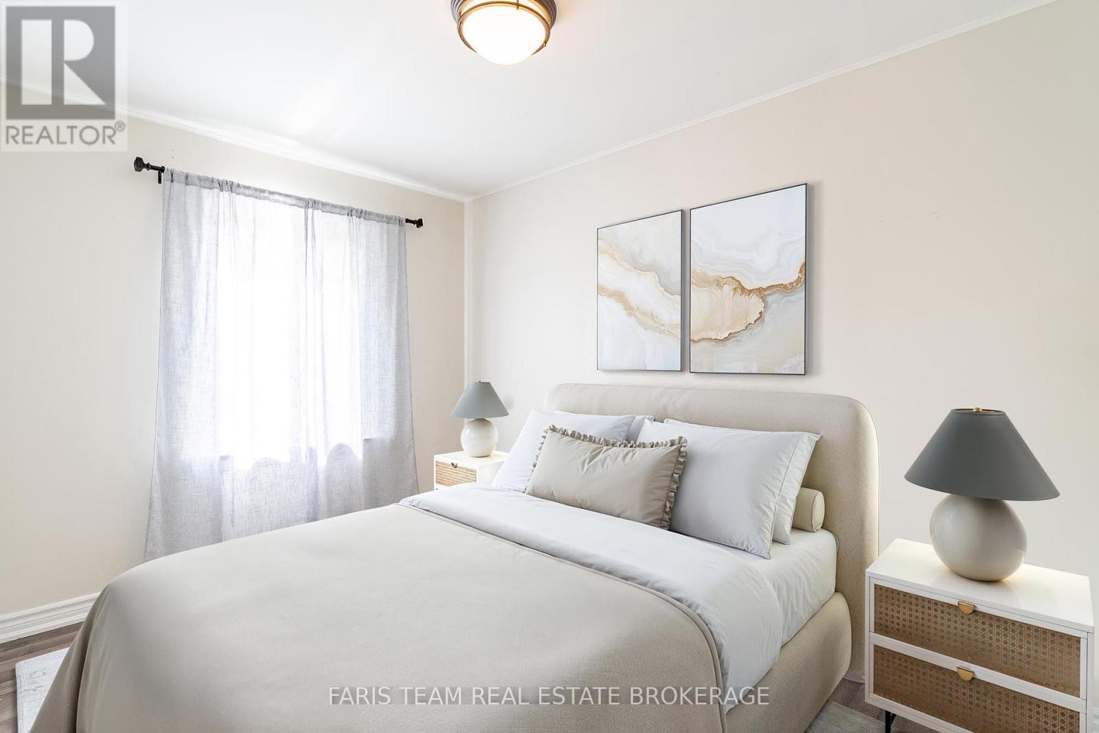 9 COLBORNE STREET - 18