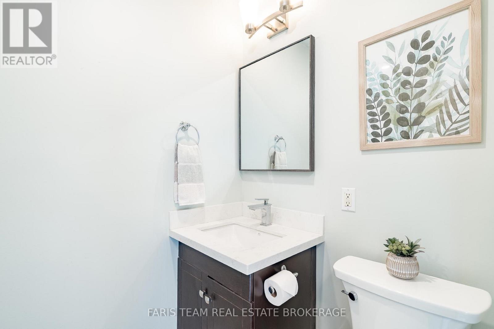 9 COLBORNE STREET - 24