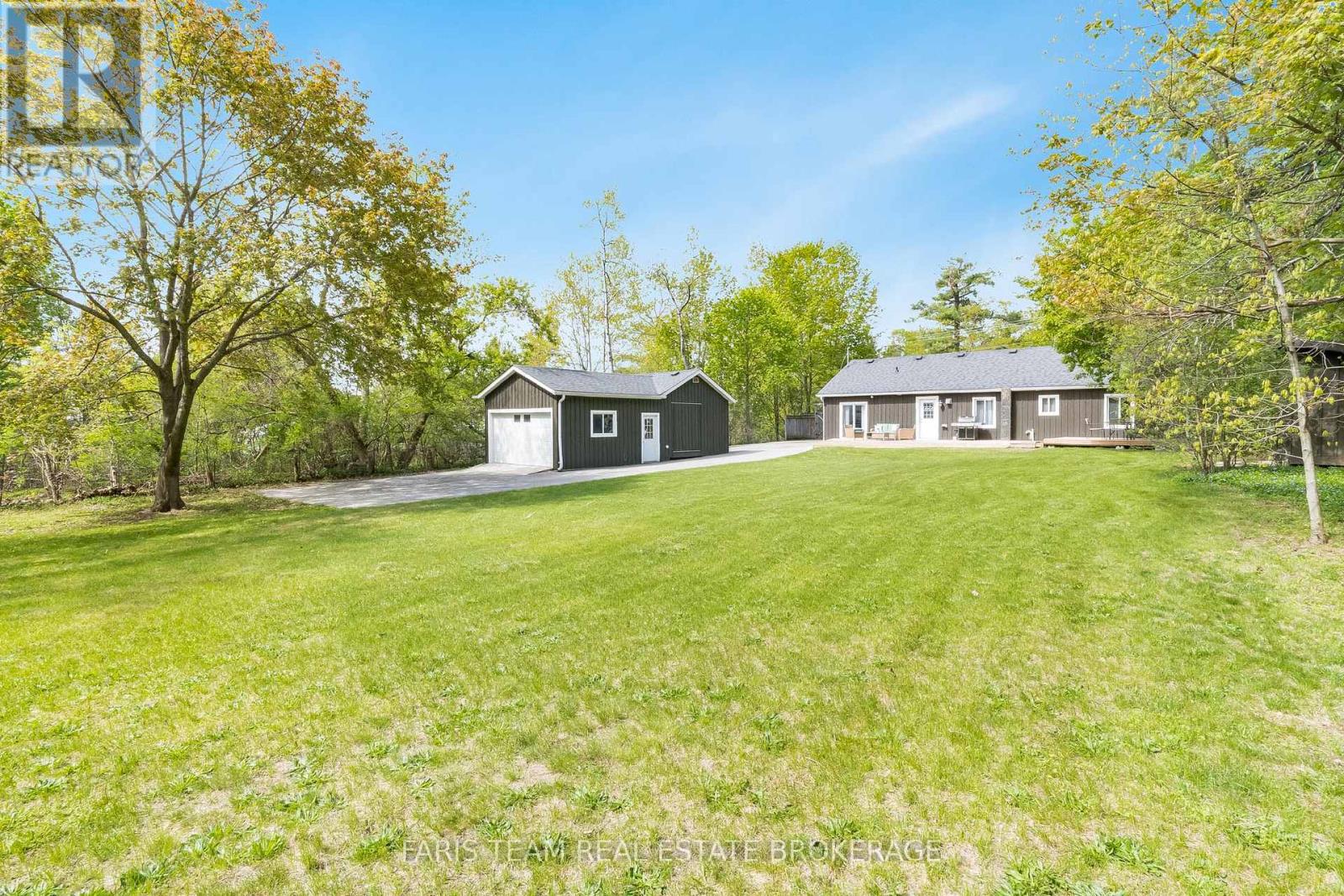 9 COLBORNE STREET - 38