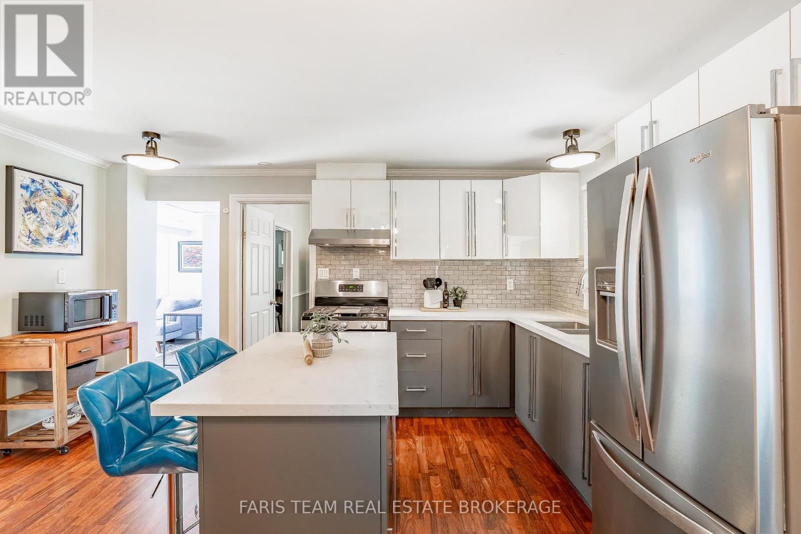 9 COLBORNE STREET - 8