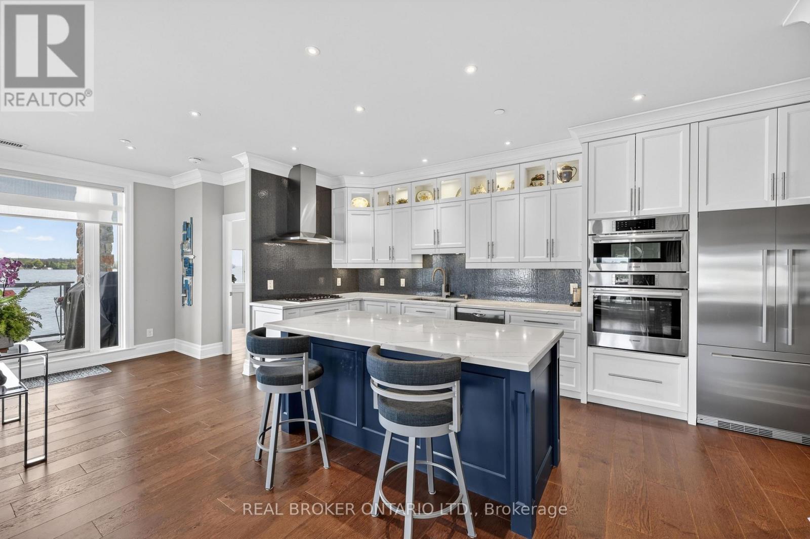 #207 90 ORCHARD POINT ROAD - 2