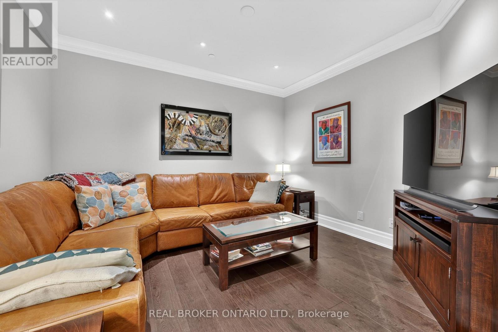 #207 90 ORCHARD POINT ROAD - 21