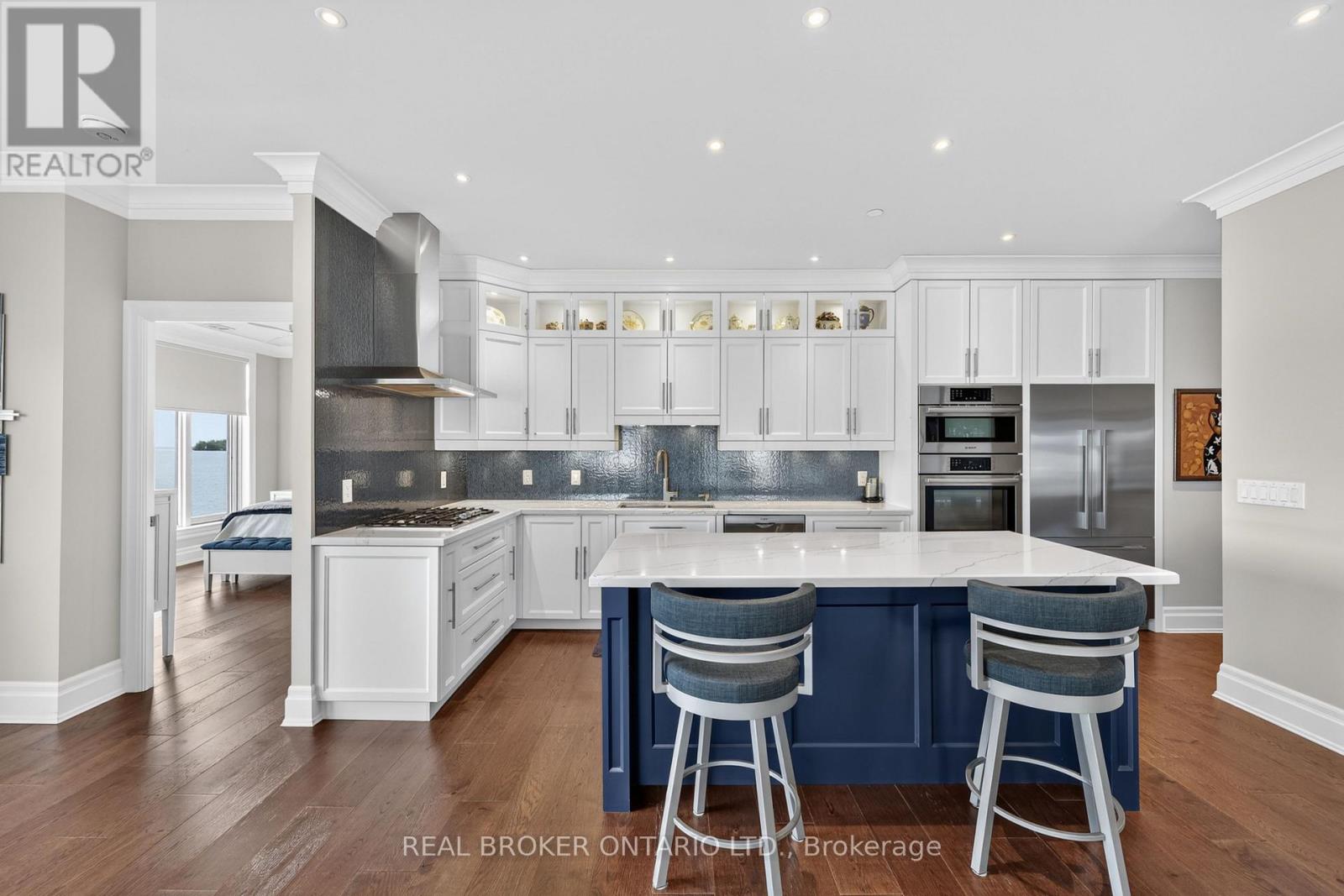 #207 90 ORCHARD POINT ROAD - 3