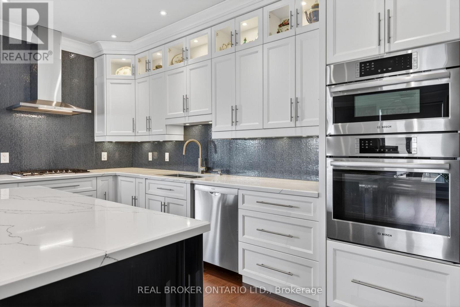 #207 90 ORCHARD POINT ROAD - 4