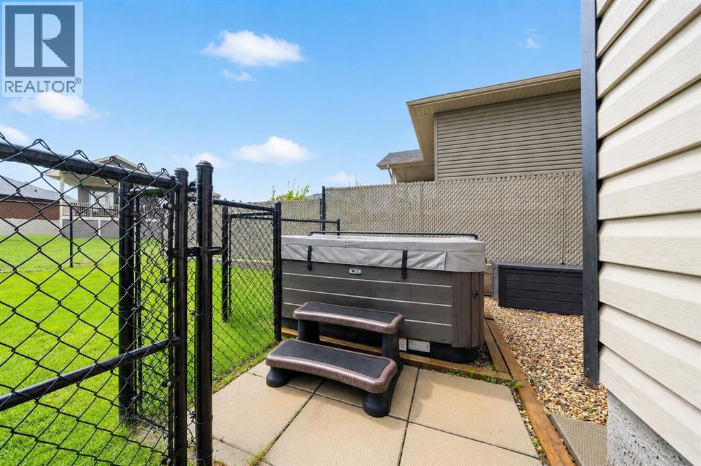 180 Hamptons Way SE — photo 34