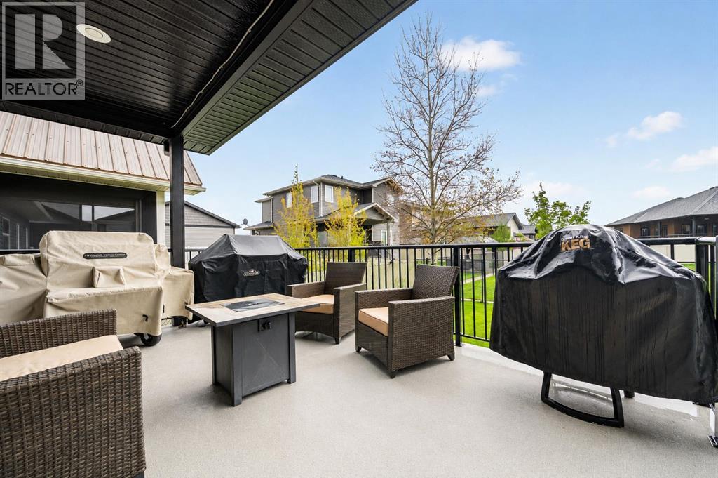 180 Hamptons Way SE — photo 31