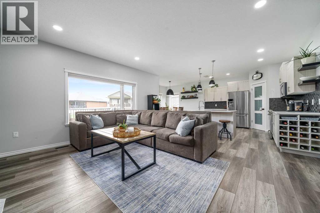 180 Hamptons Way SE — photo 11