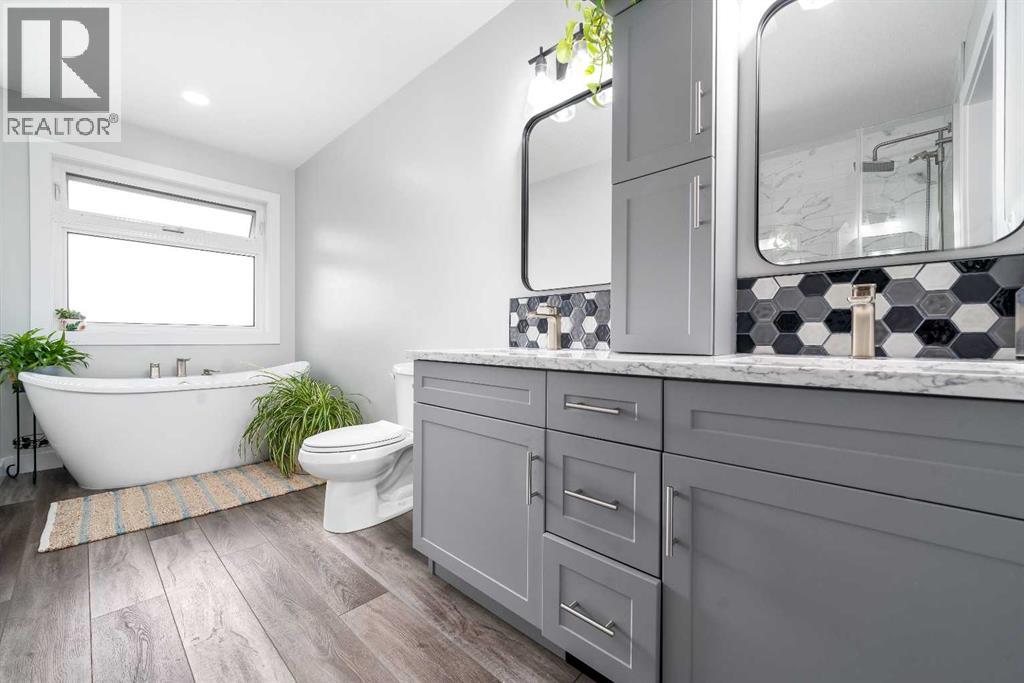 180 Hamptons Way SE — photo 20