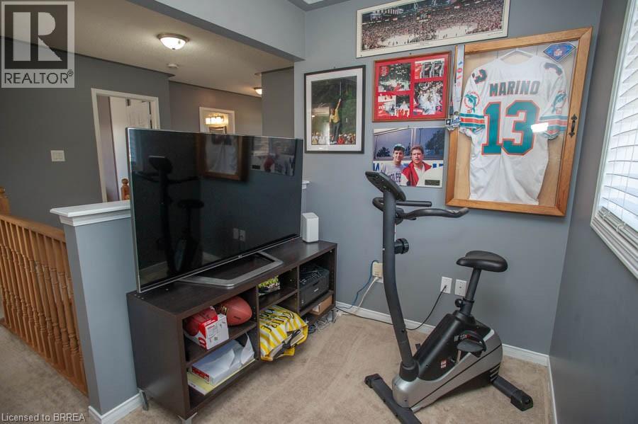 28 BARRETT Avenue - 19