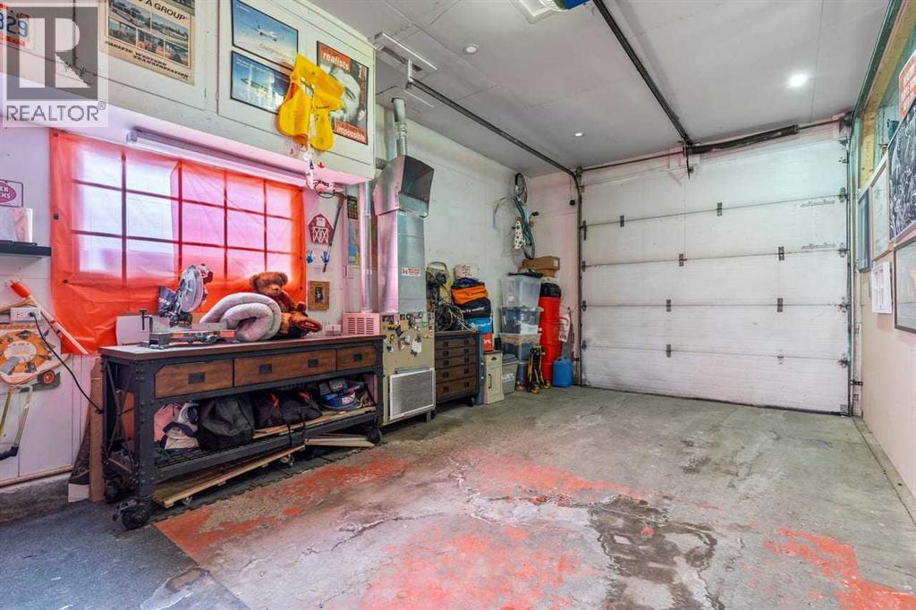 1509 38 Street SE - 34