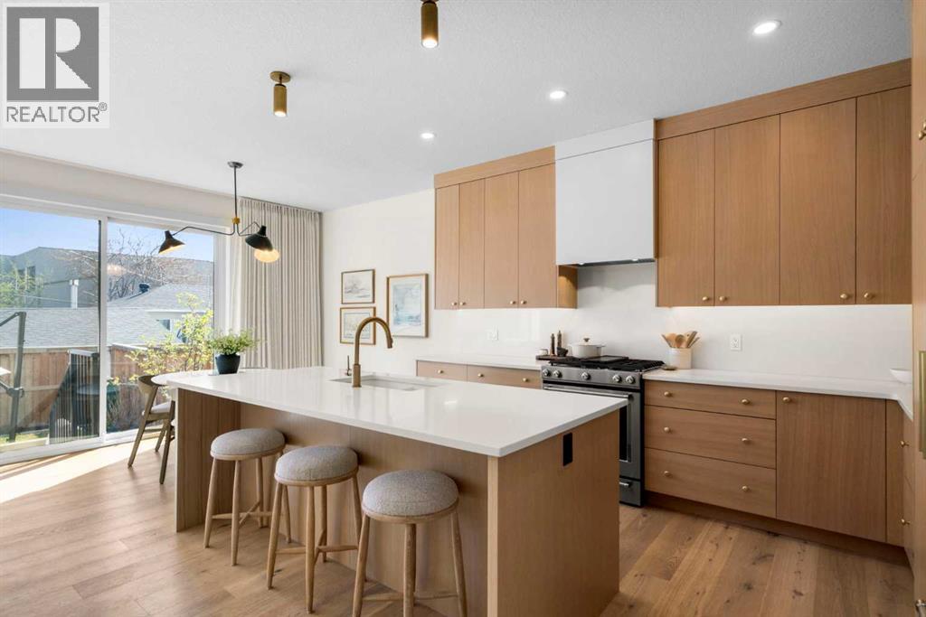 2853 14 Avenue SW - 14