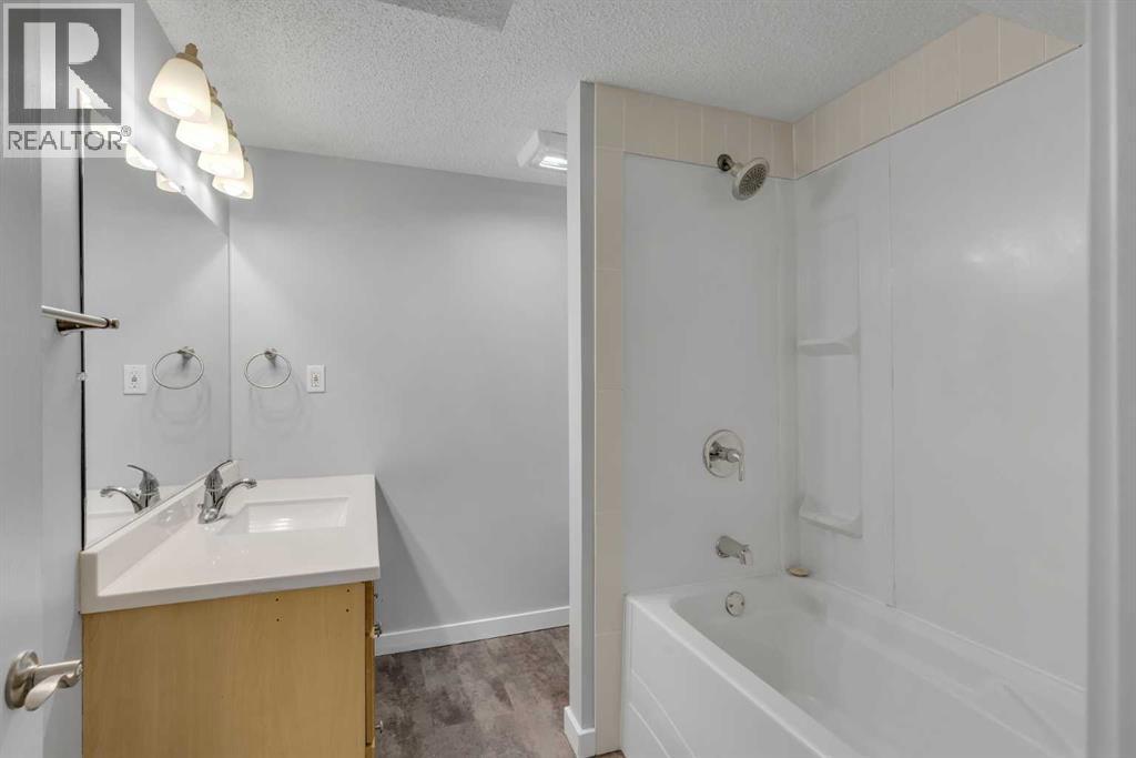 5203 Memorial Drive SE - 16