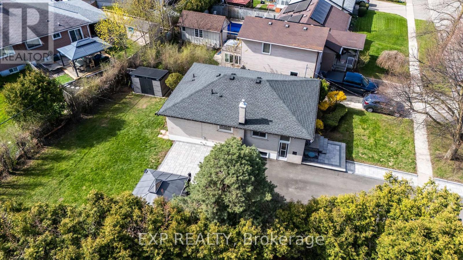 15 REXWAY DRIVE - 45