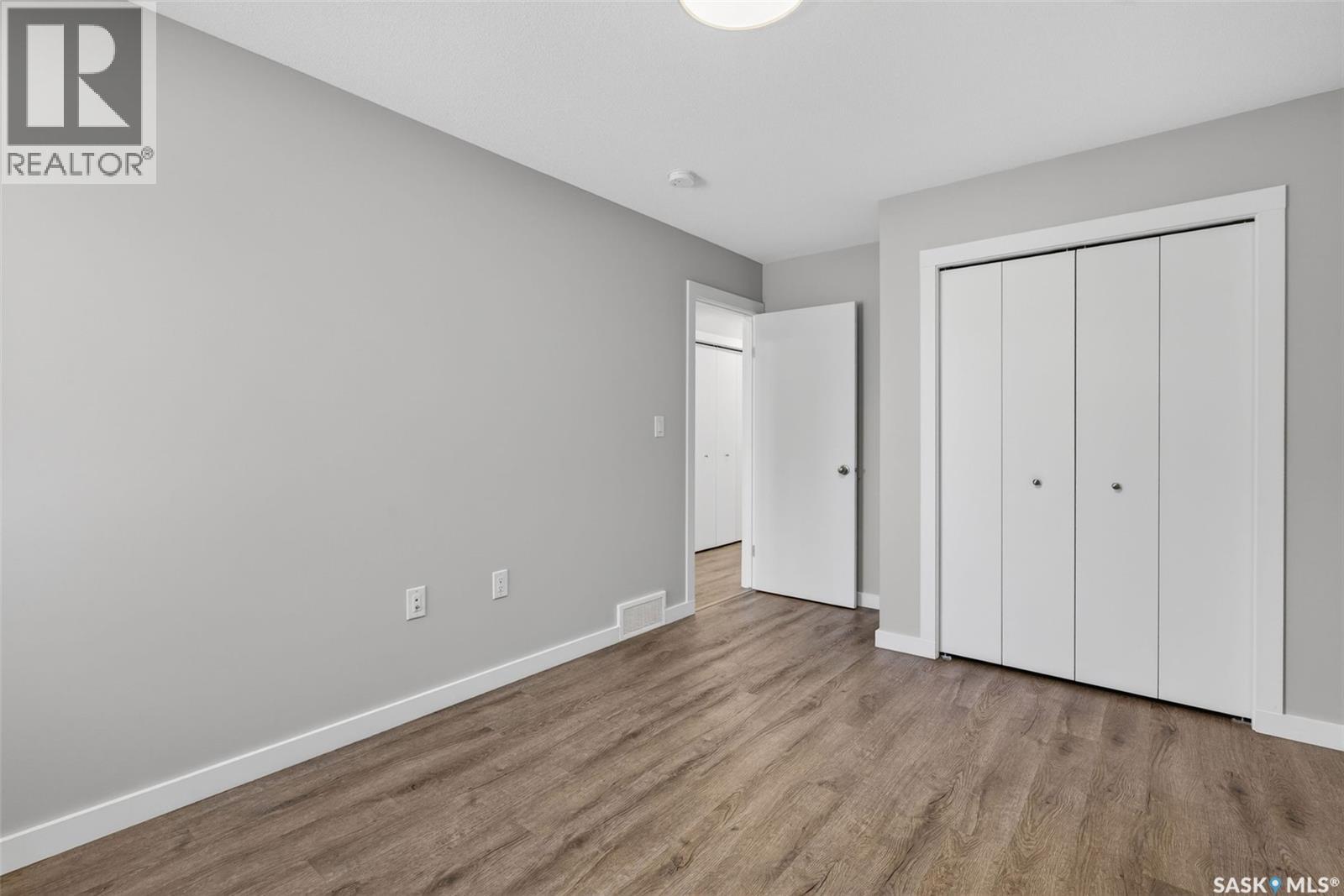 546 21st STREET E - 13