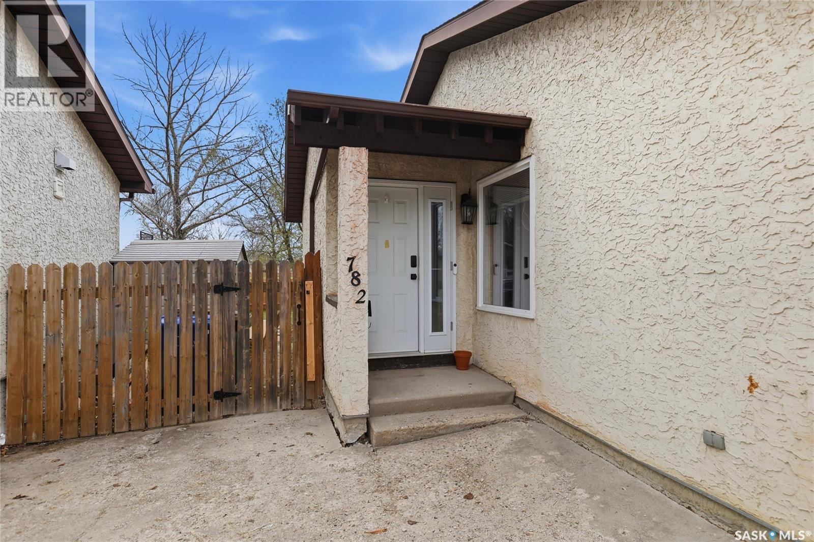 782 Hayworth CRESCENT N - 4