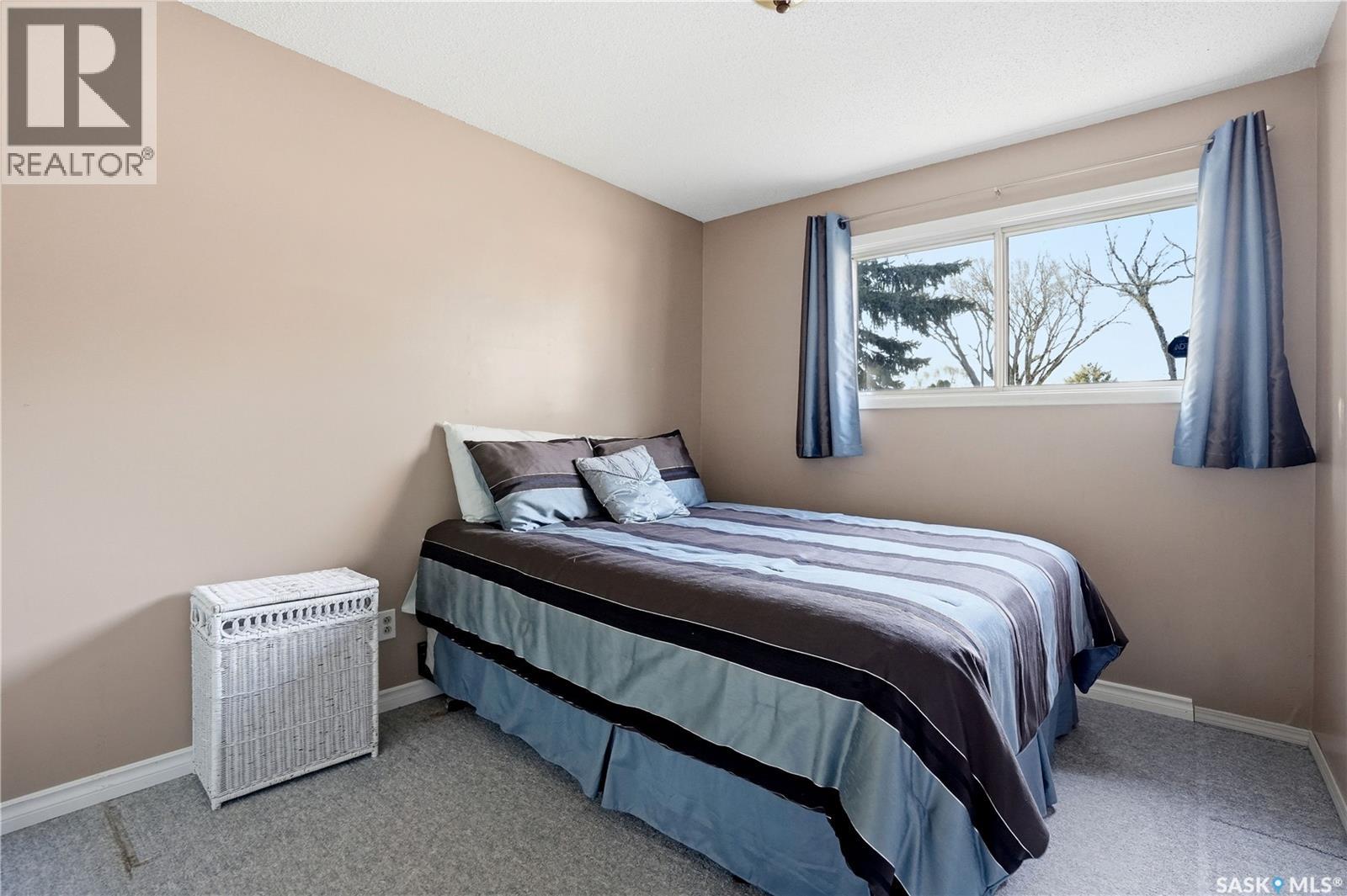 35 MCINNIS CRESCENT - 21