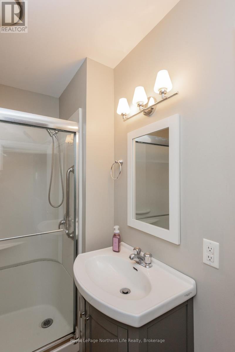 581 BANNER AVENUE - 13