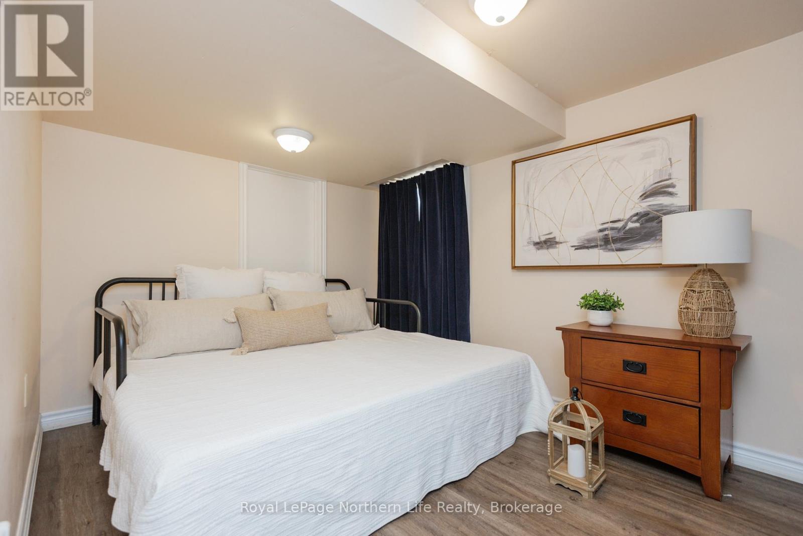 581 BANNER AVENUE - 32