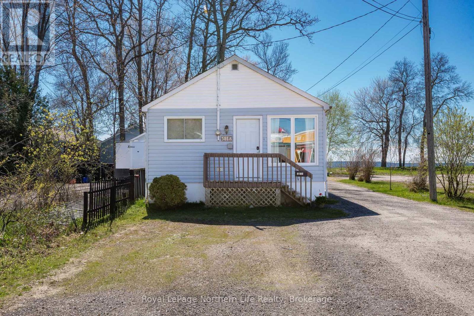 581 BANNER AVENUE - 5