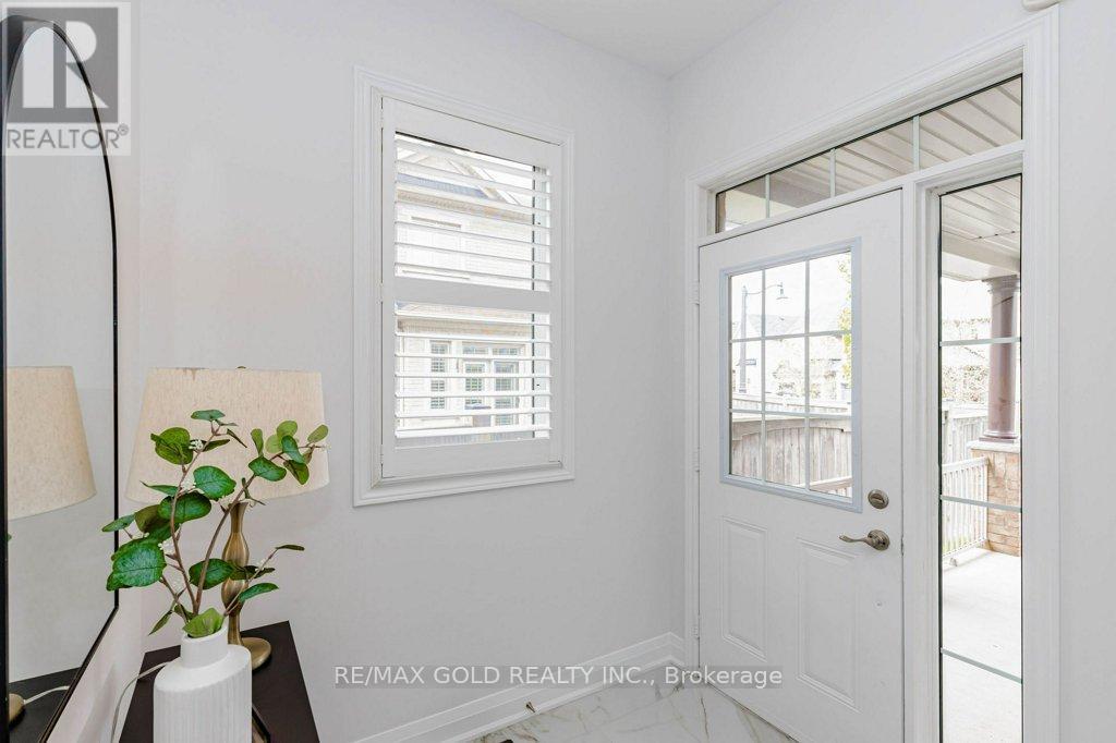 132 MCKNIGHT AVENUE - 6