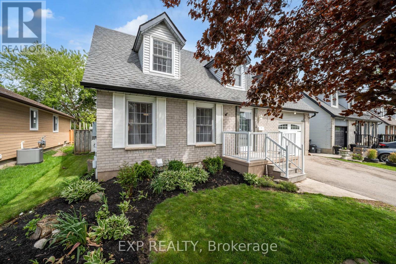 26 PEACHTREE CRESCENT - 36
