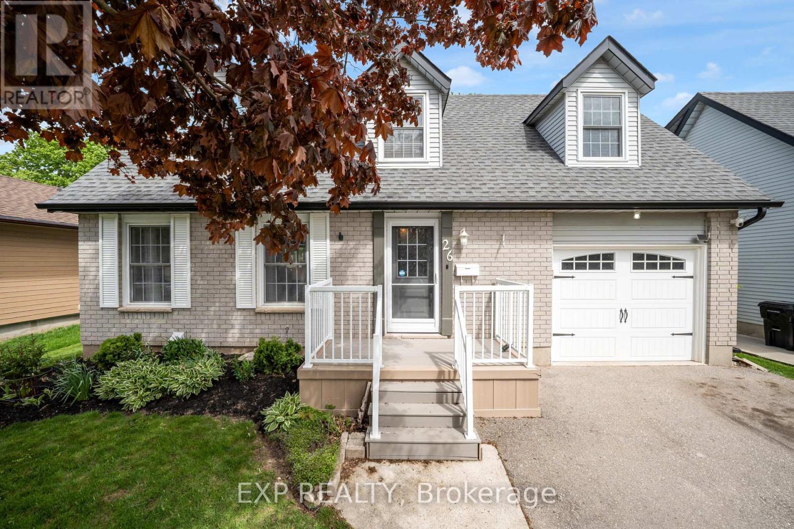 26 PEACHTREE CRESCENT - 46