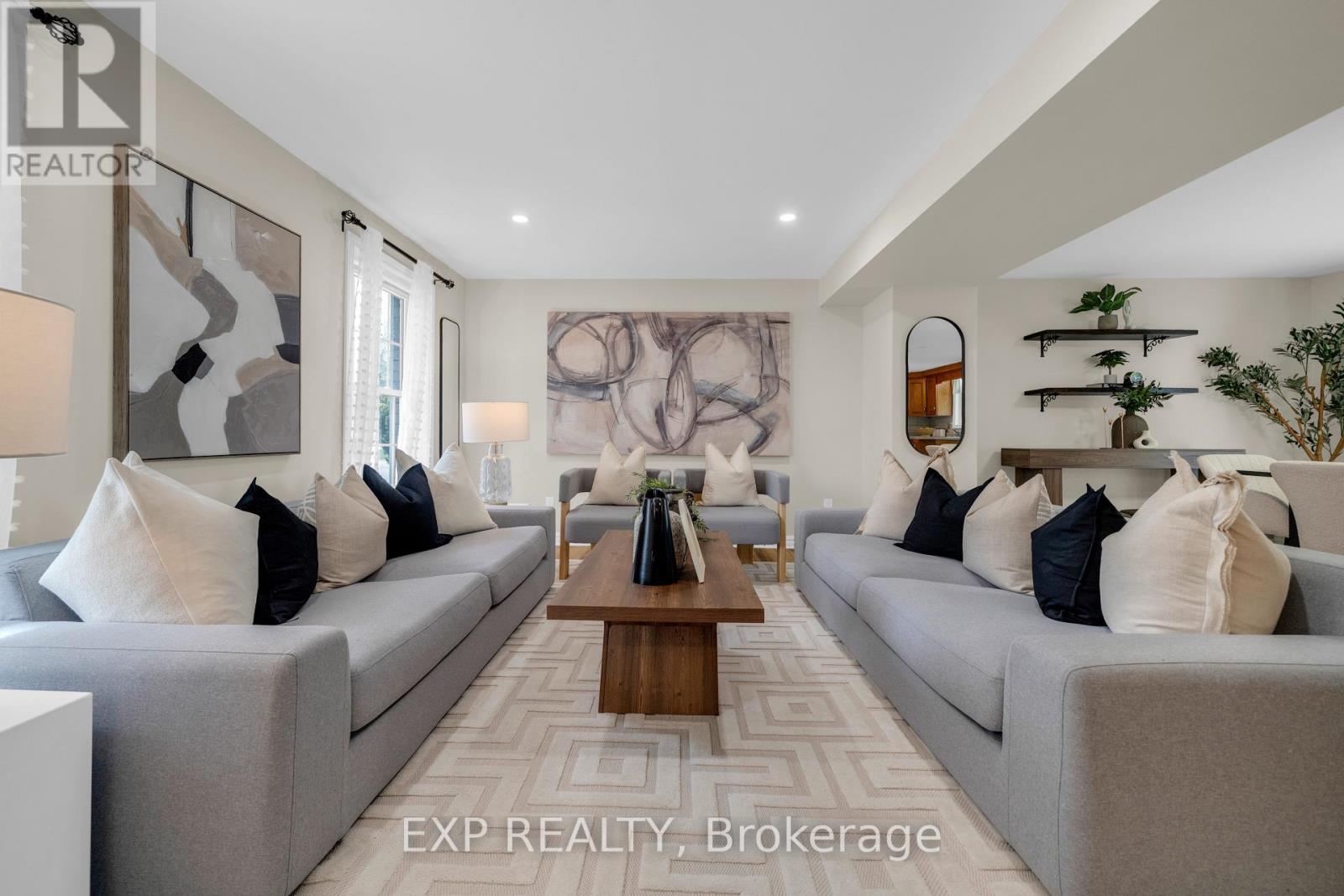 26 PEACHTREE CRESCENT - 8