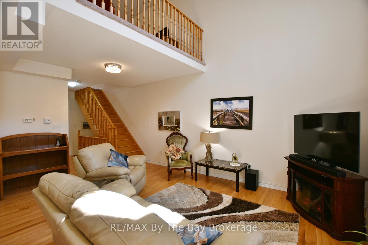 58 PROVIDENCE WAY - 11