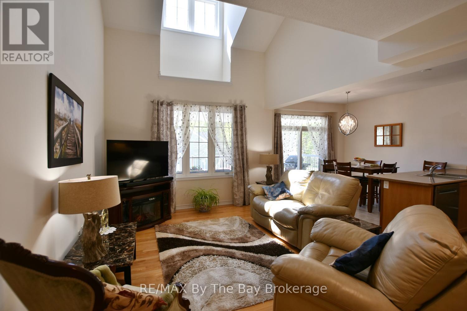 58 PROVIDENCE WAY - 13