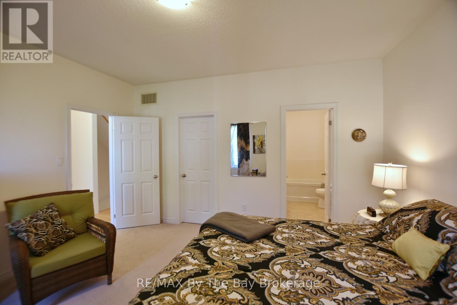 58 PROVIDENCE WAY - 20