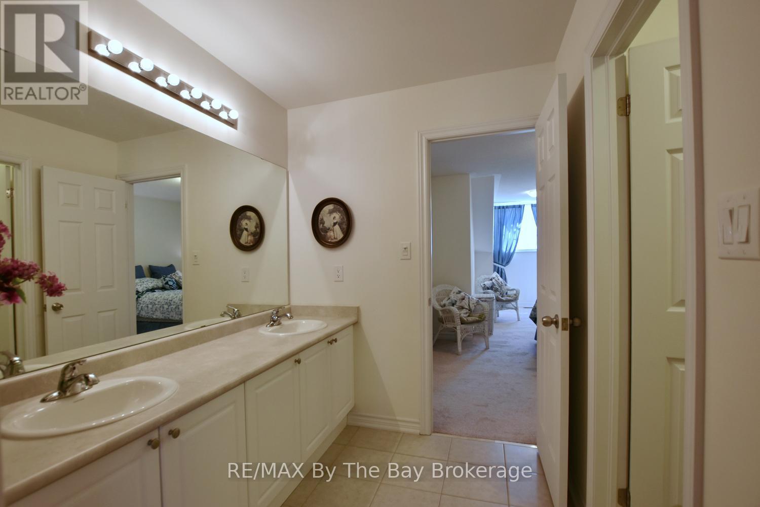 58 PROVIDENCE WAY - 28
