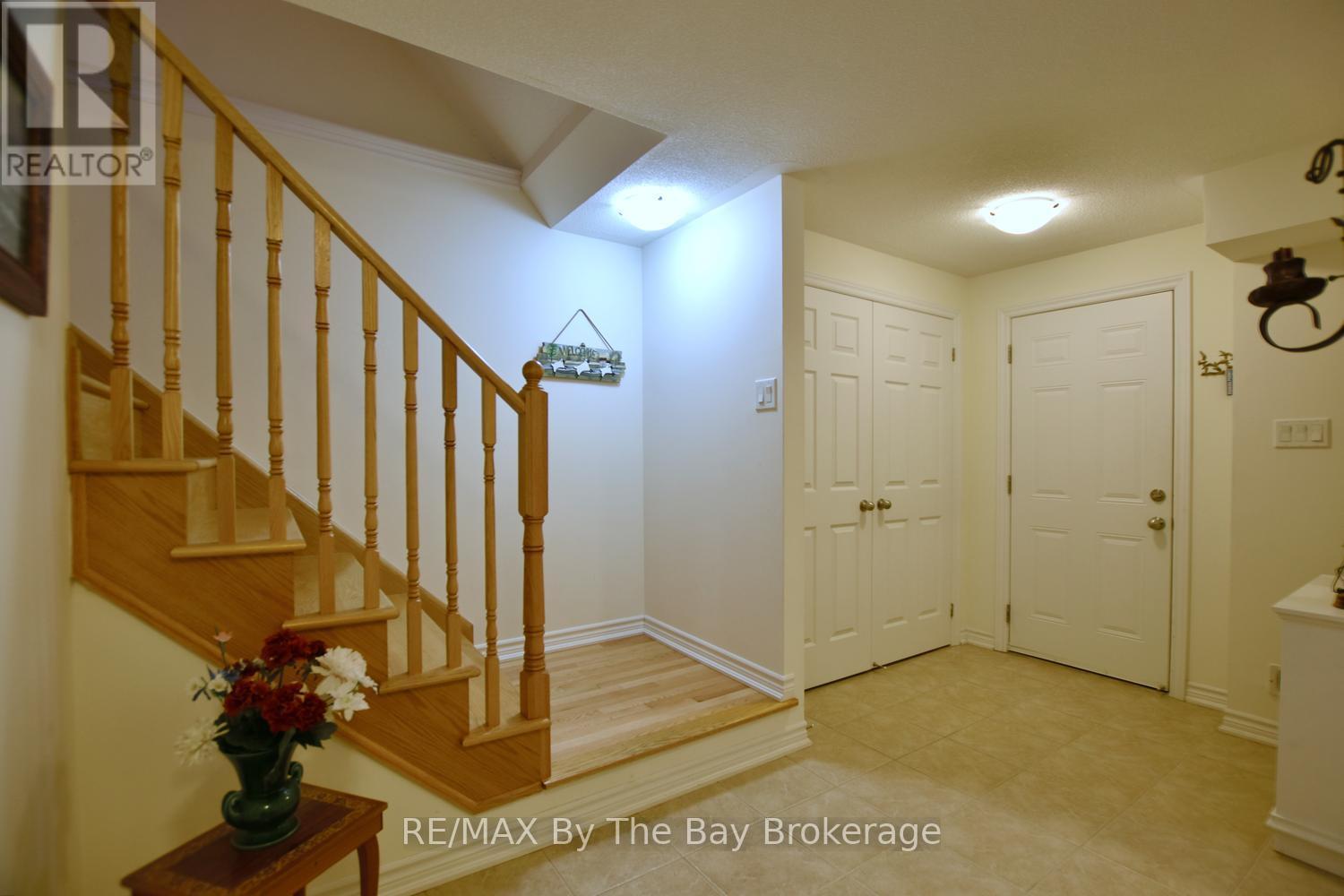 58 PROVIDENCE WAY - 33