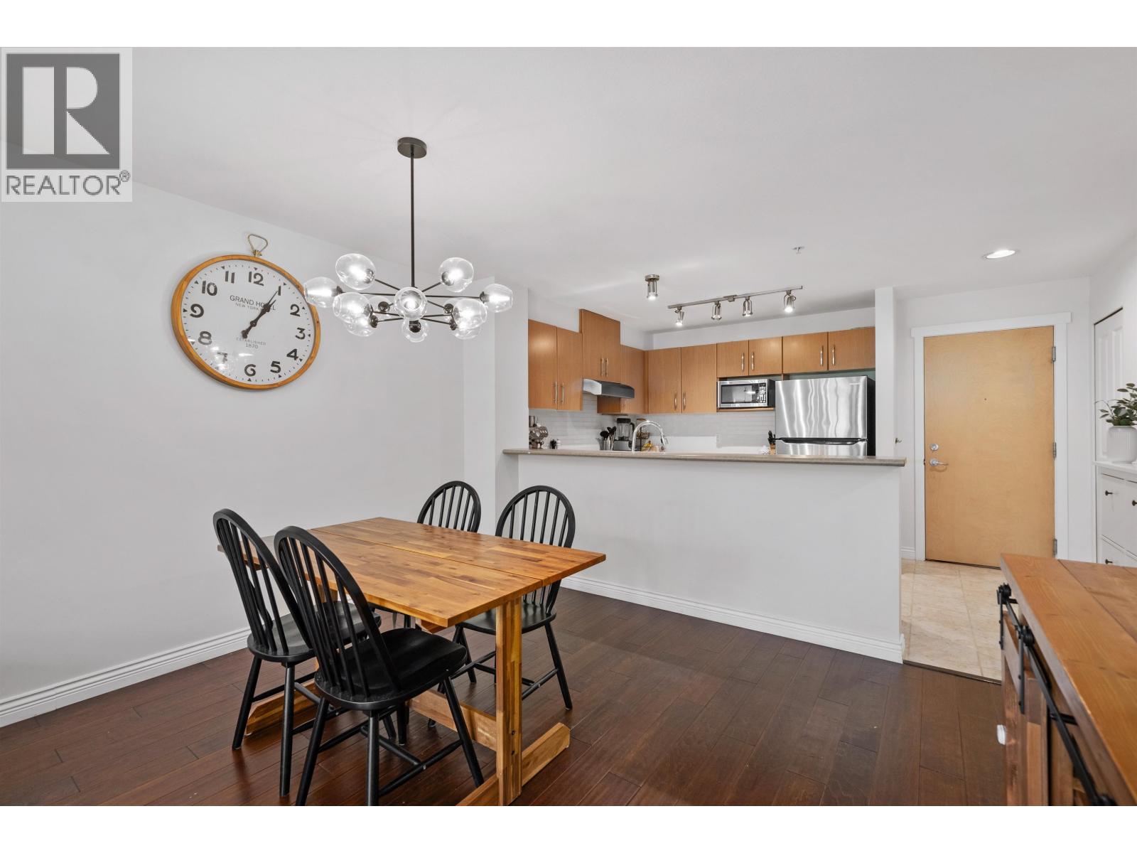 208 500 KLAHANIE DRIVE, Port Moody