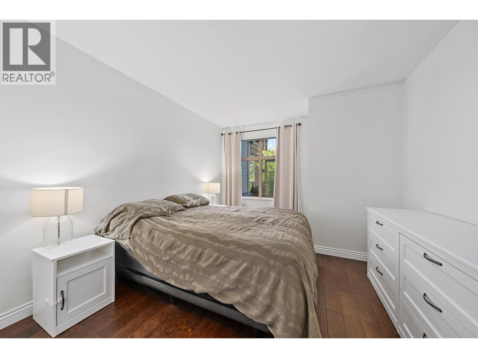 208 500 KLAHANIE DRIVE, Port Moody