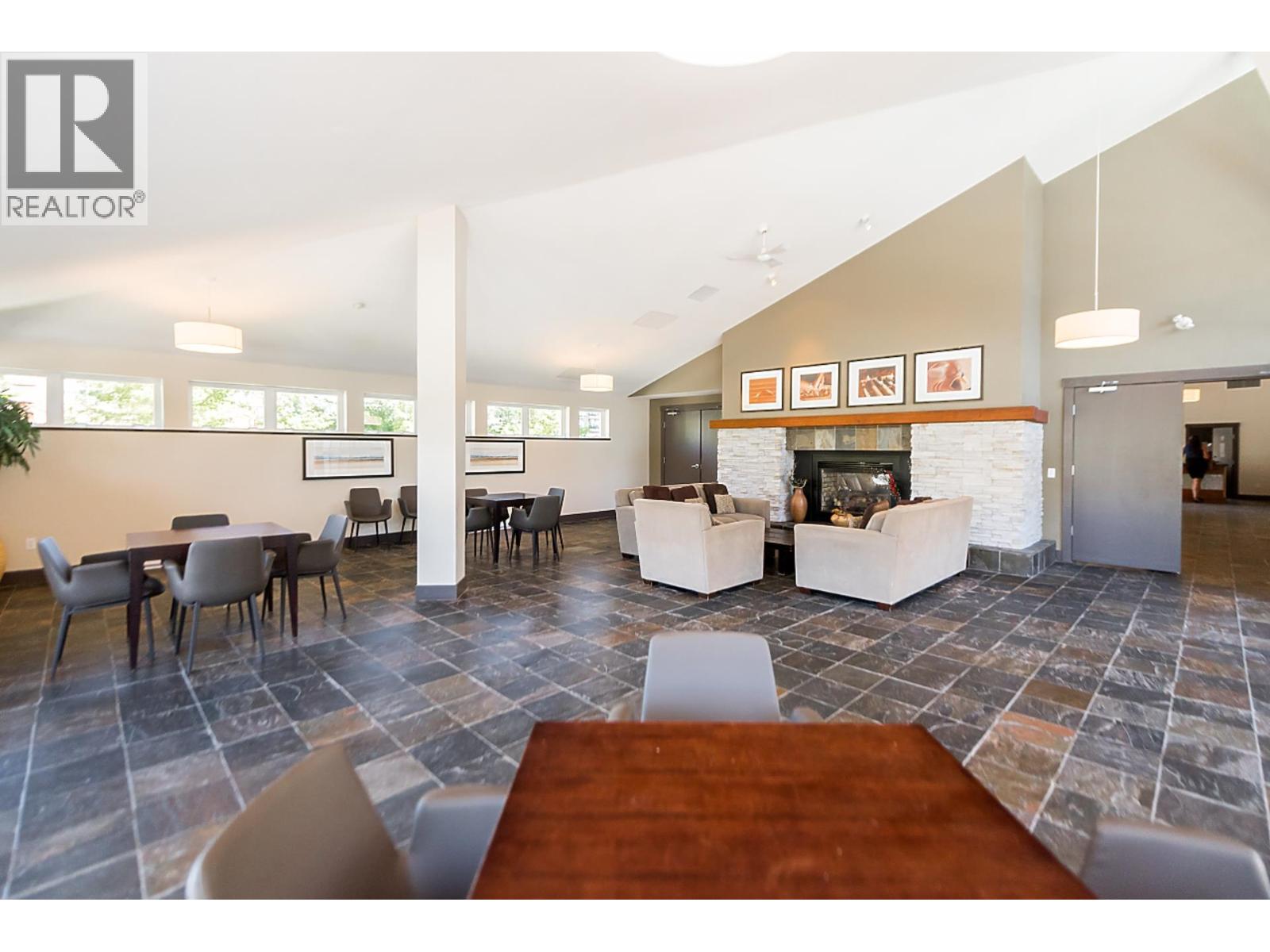 208 500 KLAHANIE DRIVE, Port Moody