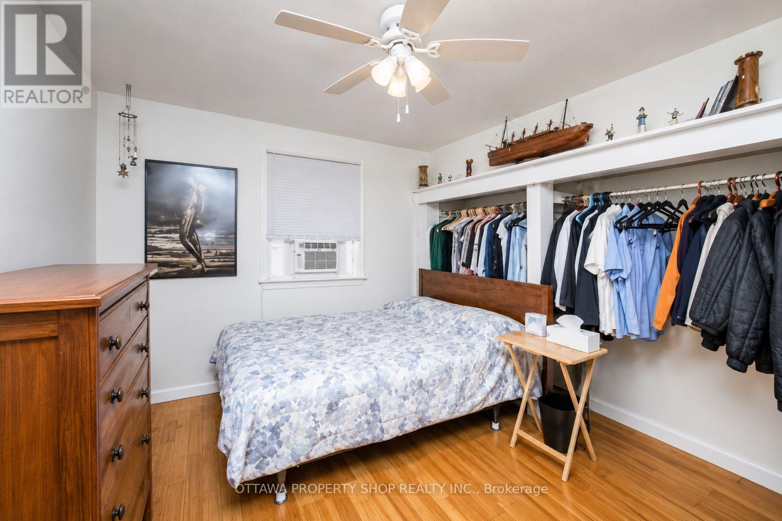 219 DESCHAMPS AVENUE - 20