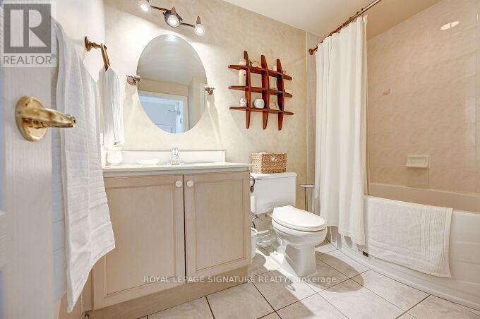 #403 200 BURNHAMTHORPE ROAD - 33