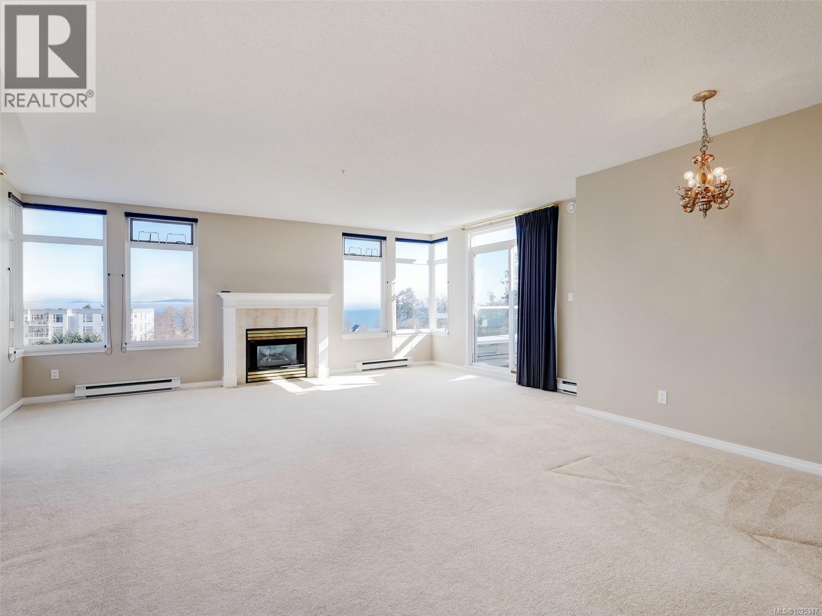 505 5110 Cordova Bay Rd, Saanich