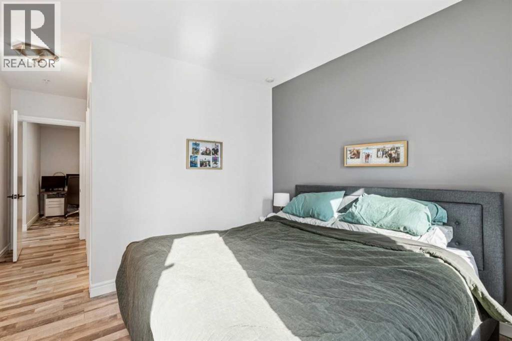#101 817 15 Avenue SW - 15