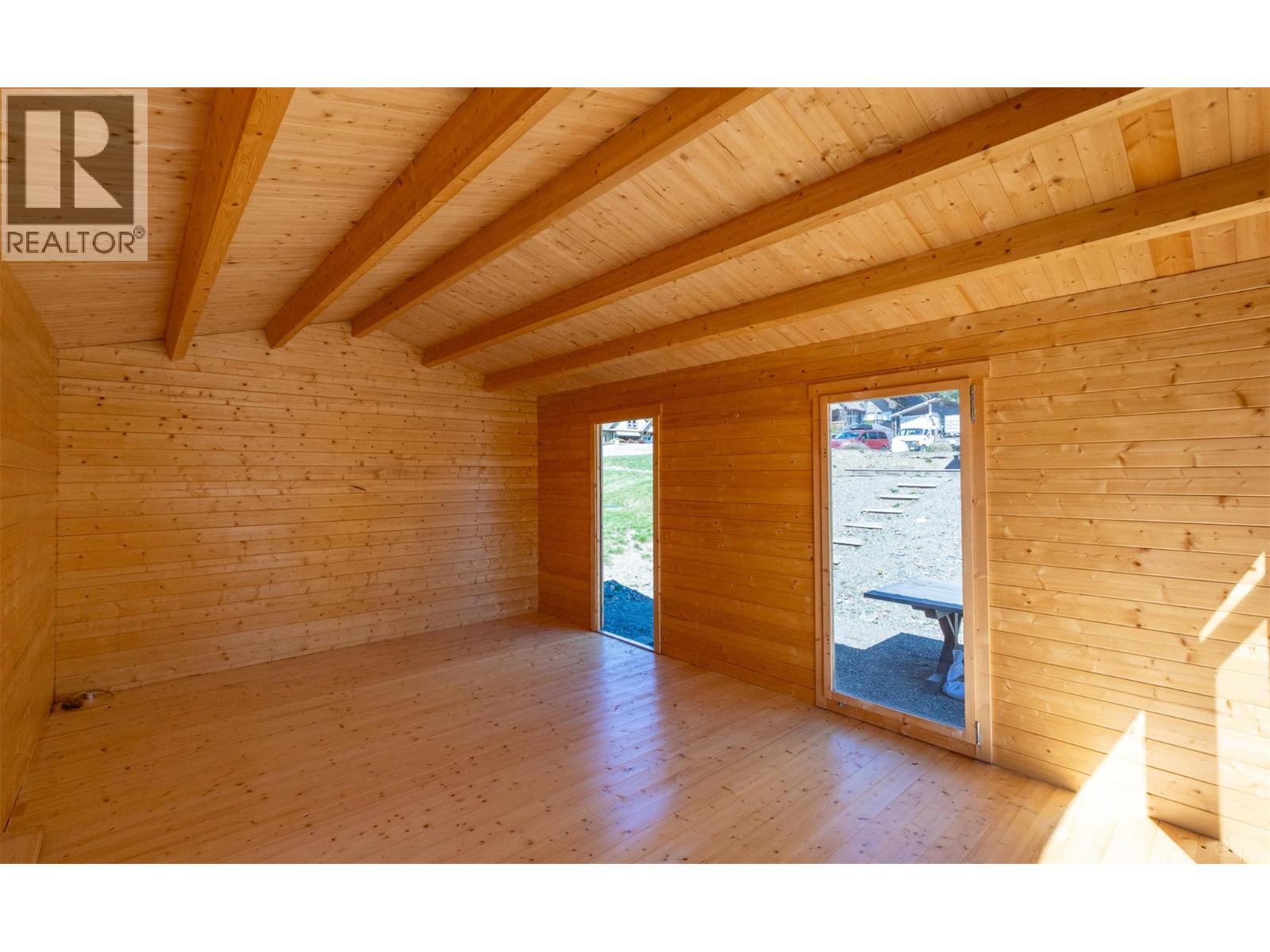  5230 Tallington Drive, Celista