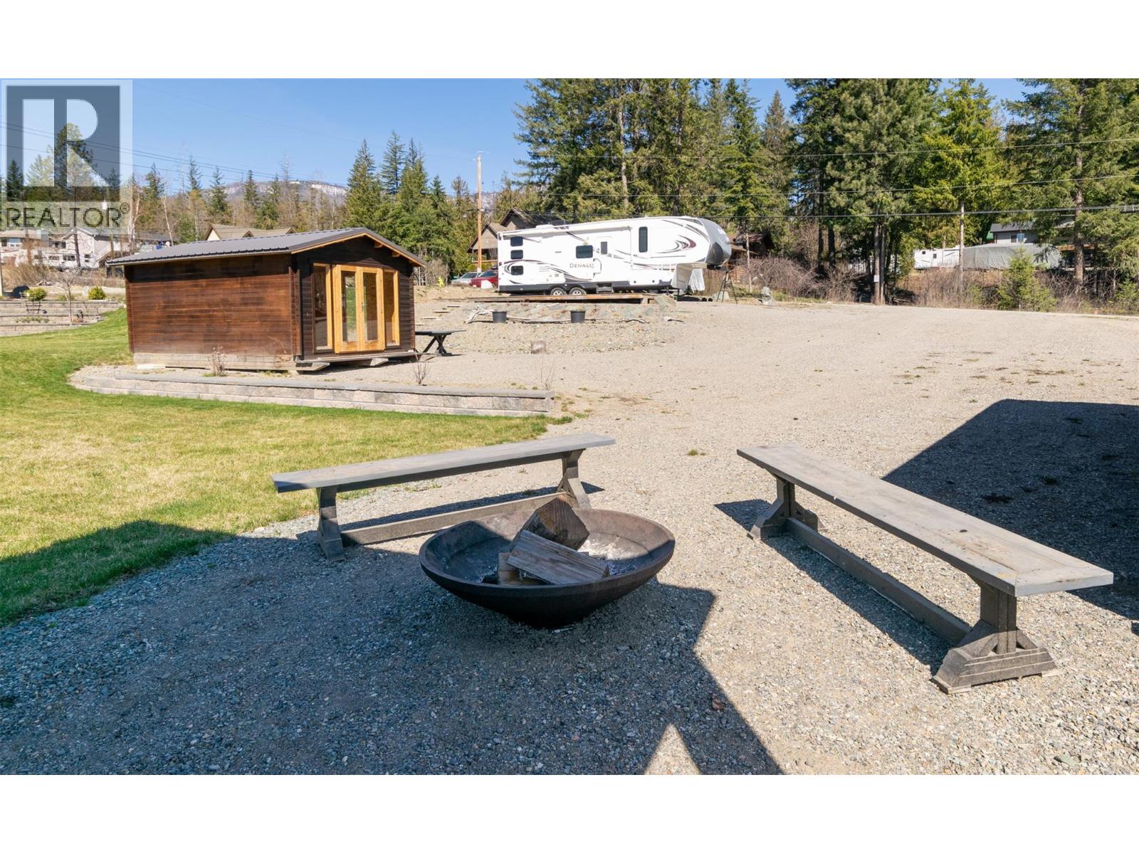  5230 Tallington Drive, Celista