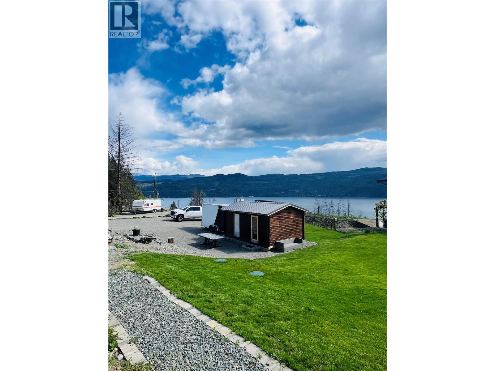  5230 Tallington Drive, Celista