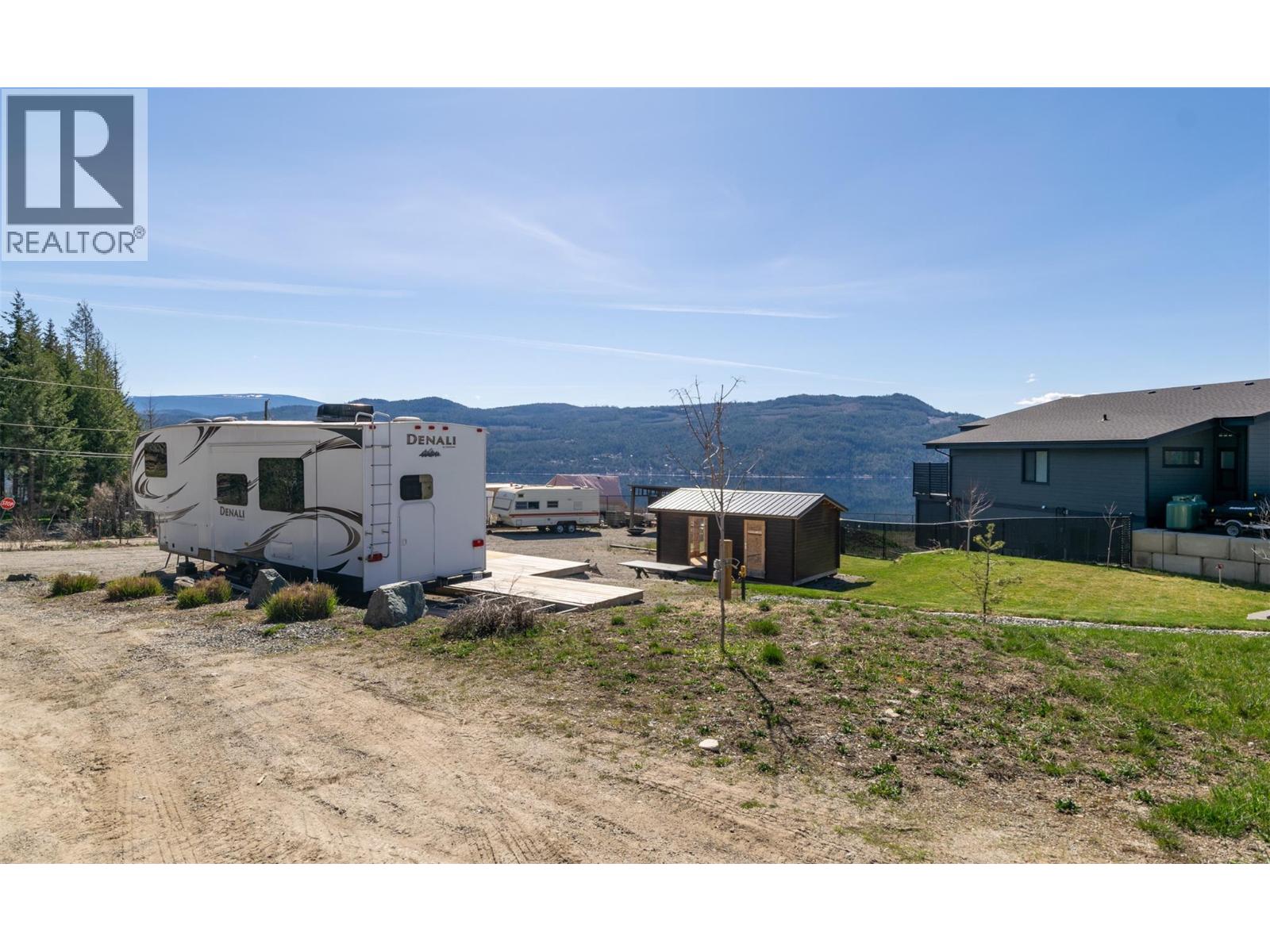  5230 Tallington Drive, Celista