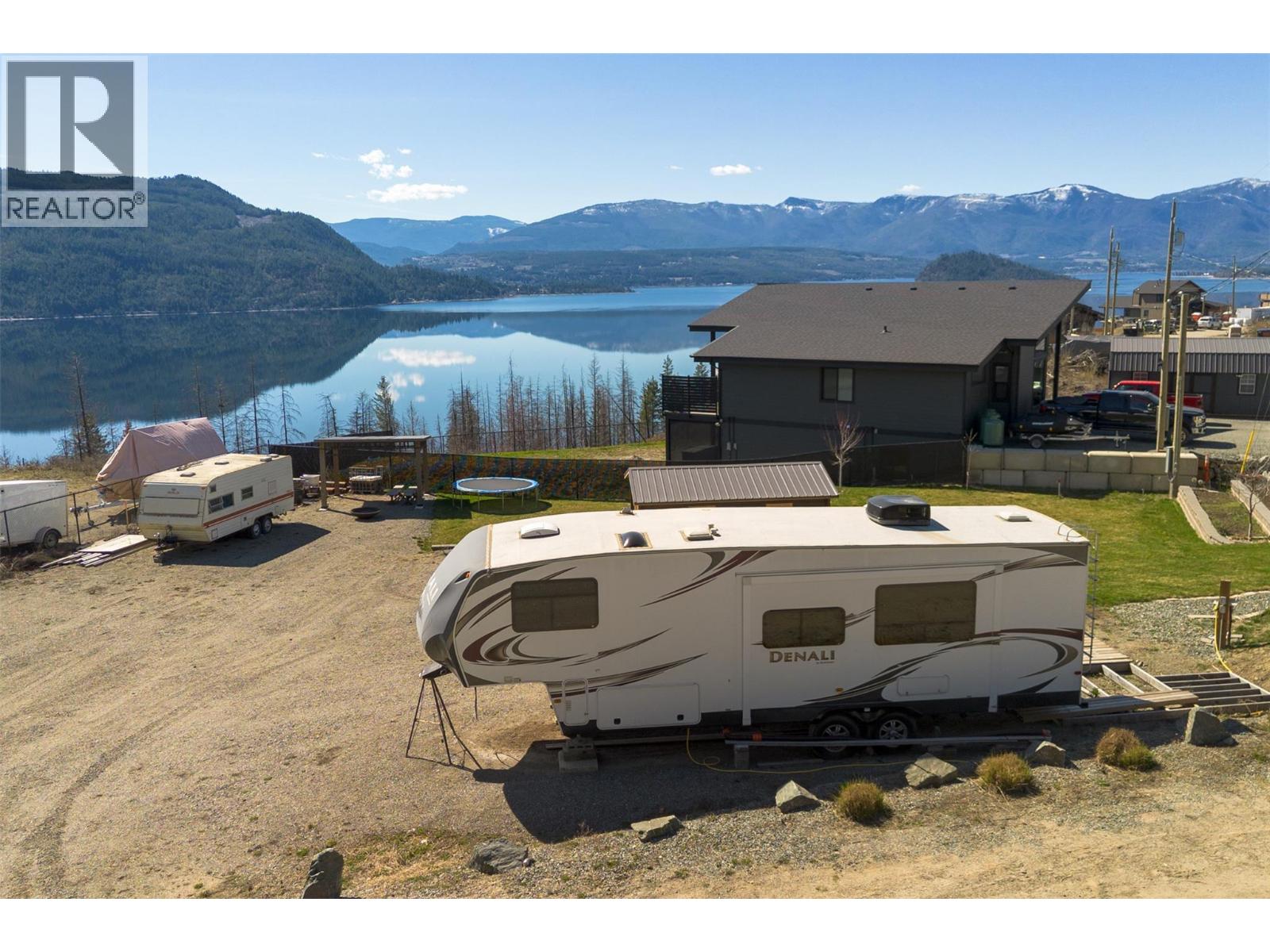  5230 Tallington Drive, Celista
